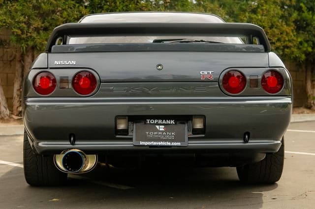 1990 Nissan Skyline JDM car for sale — photo 10 of 25