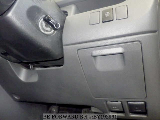 2009 Toyota Voxy JDM car for sale — photo 4 of 7