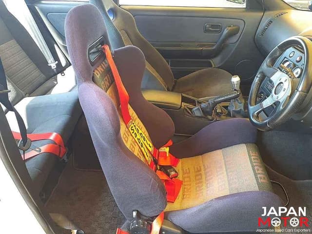 1995 Nissan Skyline JDM car for sale — photo 8 of 13