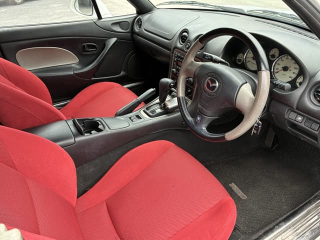 2001 Mazda Roadster (Eunos Roadster / MX-5) JDM car for sale — photo 9 of 12