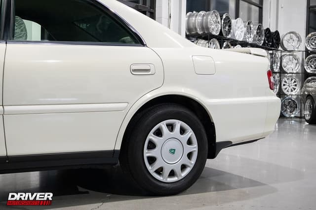 1997 Toyota Chaser JDM car for sale — photo 21 of 24