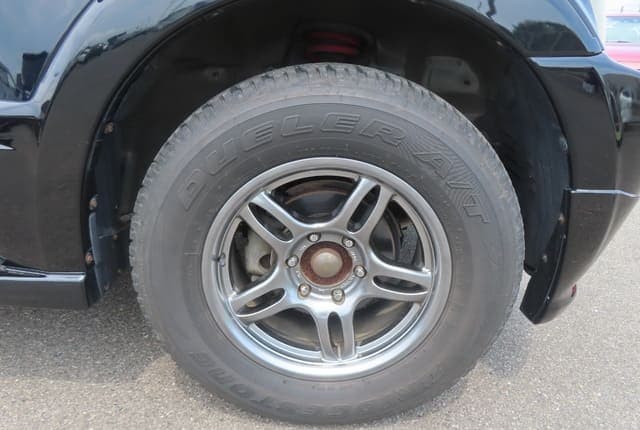 2005 Mitsubishi Pajero JDM car for sale — photo 12 of 25