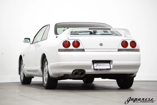 1996 Nissan Skyline JDM car for sale — photo 6 of 25