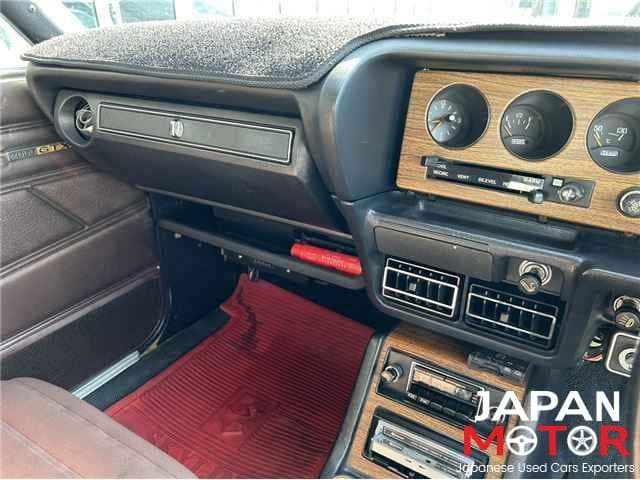 1976 Nissan Skyline JDM car for sale — photo 6 of 10