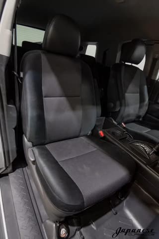 2010 Toyota Fj Cruiser JDM car for sale — photo 17 of 25