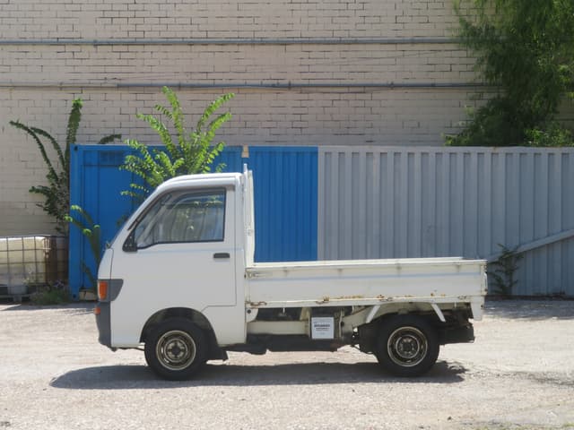 1994 Daihatsu Hijet JDM car for sale — photo 4 of 11