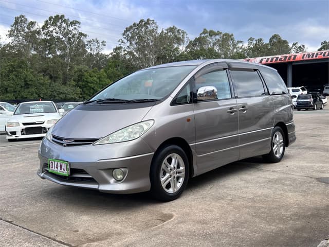 2004 Toyota Estima JDM car for sale — photo 10 of 16