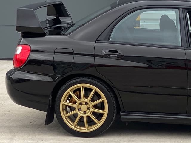 2004 Subaru Legacy JDM car for sale — photo 9 of 24