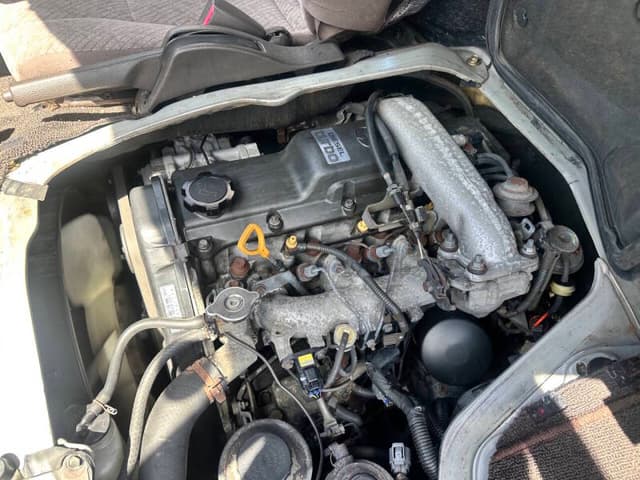 1996 Toyota HiAce JDM car for sale — photo 6 of 11