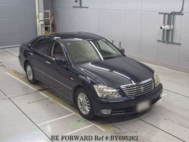 2007 Toyota Crown JDM car for sale — photo 6 of 8