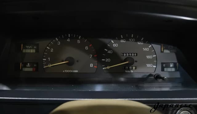 1993 Toyota Hilux Surf JDM car for sale — photo 13 of 25