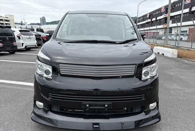 2008 Toyota Voxy JDM car for sale — photo 7 of 25