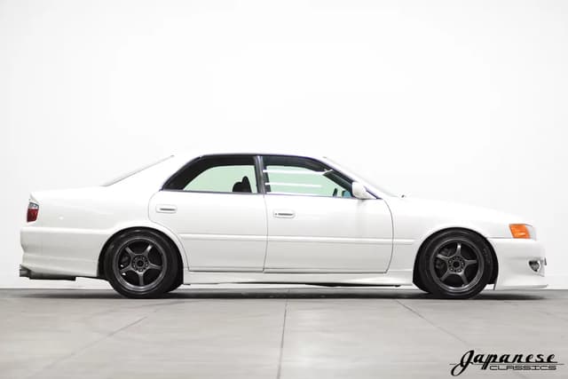 1999 Toyota Chaser JDM car for sale — photo 5 of 25