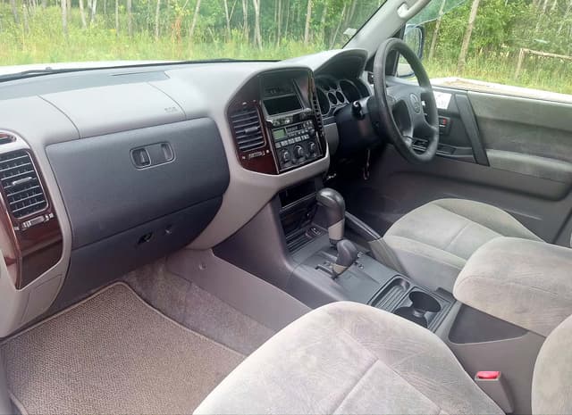 2001 Mitsubishi Pajero JDM car for sale — photo 5 of 5