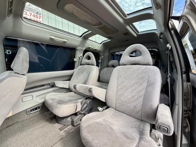 2000 Mitsubishi Delica JDM car for sale — photo 16 of 23