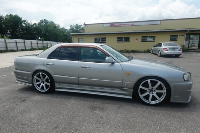 1998 Nissan Skyline JDM car for sale — photo 11 of 17