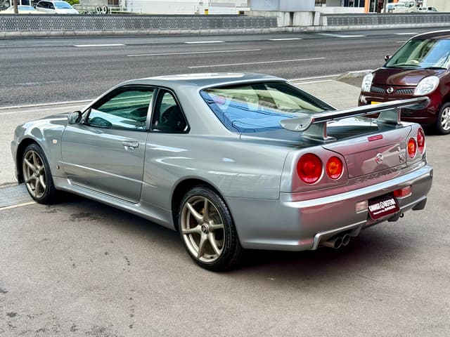 2002 Nissan Skyline JDM car for sale — photo 18 of 25