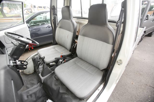 1993 Daihatsu Hijet JDM car for sale — photo 5 of 6