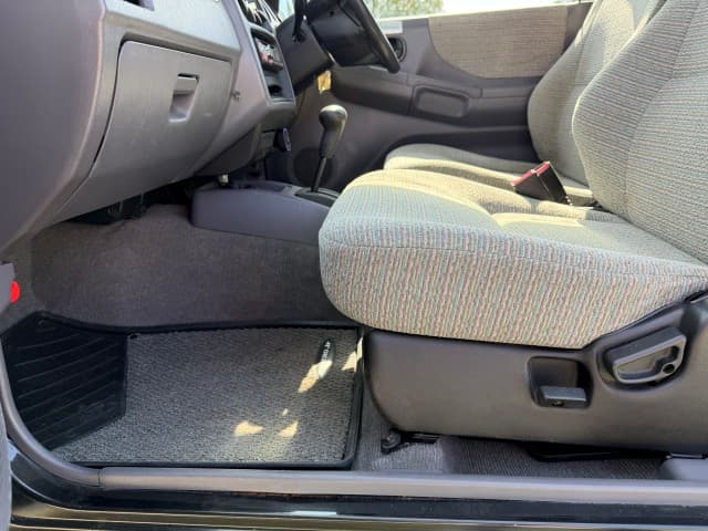 1997 Mitsubishi Pajero JDM car for sale — photo 11 of 25