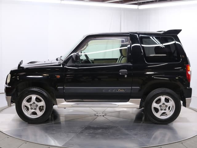1999 Mitsubishi Pajero Mini JDM car for sale — photo 4 of 25