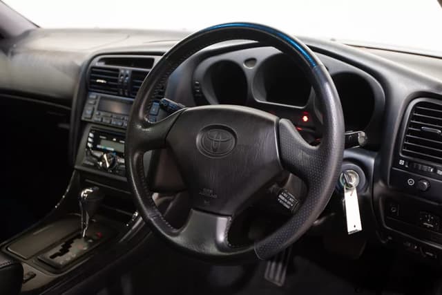 1998 Toyota Aristo JDM car for sale — photo 11 of 25