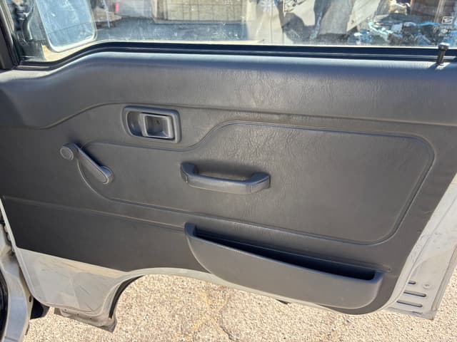 1998 Daihatsu Hijet JDM car for sale — photo 20 of 25