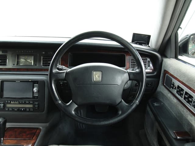 1997 Toyota Century JDM car for sale — photo 10 of 25