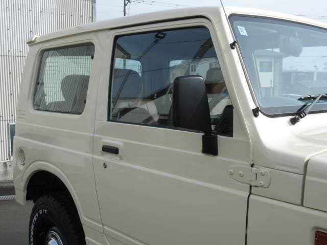 1997 Suzuki Jimny JDM car for sale — photo 14 of 20