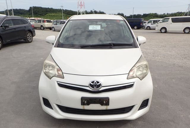 2011 Toyota JDM car for sale — photo 8 of 25