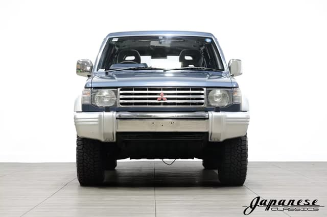 1991 Mitsubishi Pajero JDM car for sale — photo 2 of 25