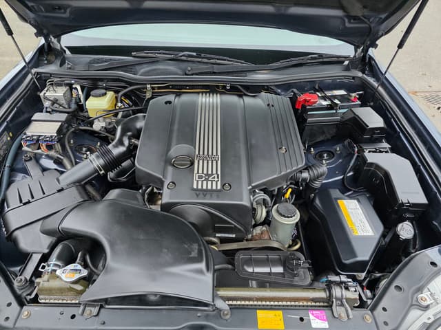 1999 Toyota Crown JDM car for sale — photo 13 of 13