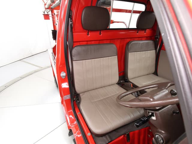 1992 Daihatsu Hijet JDM car for sale — photo 15 of 25