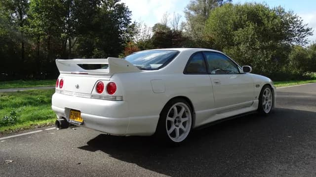 1996 Nissan Skyline JDM car for sale — photo 23 of 25