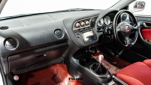 2001 Honda Integra JDM car for sale — photo 19 of 23