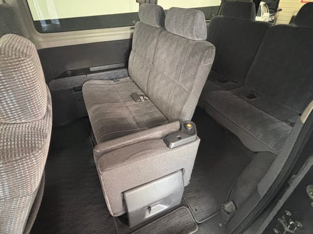 2000 Honda Stepwagon JDM car for sale — photo 22 of 25