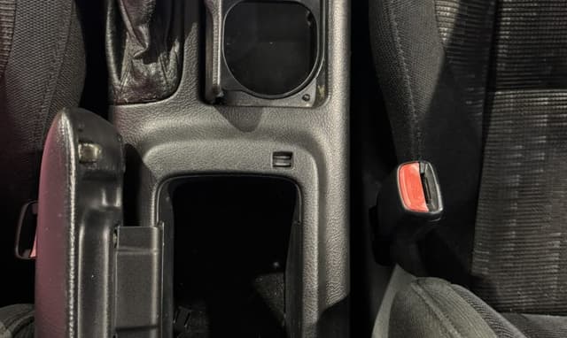 1998 Toyota Altezza JDM car for sale — photo 23 of 25