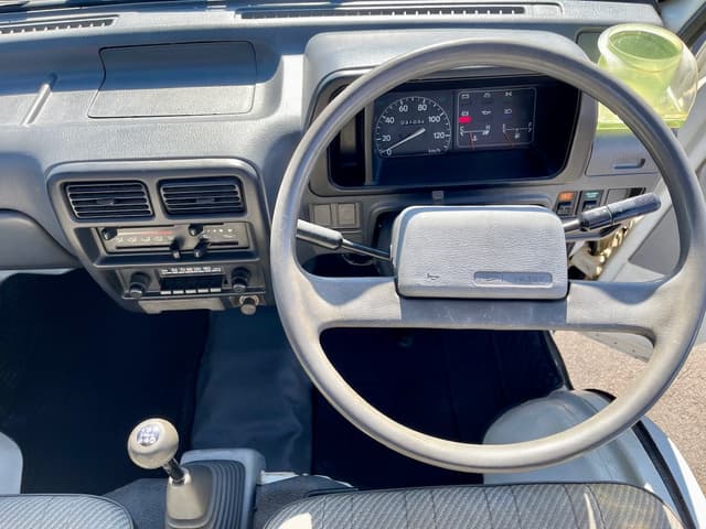 1993 Daihatsu Hijet JDM car for sale — photo 17 of 25