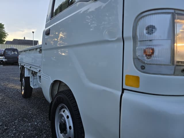 2001 Daihatsu Hijet JDM car for sale — photo 13 of 25
