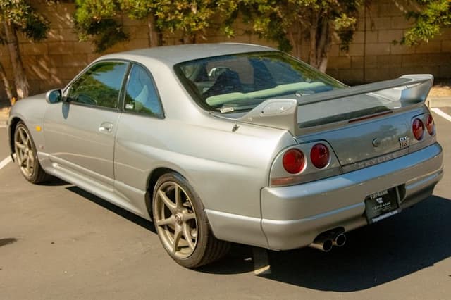 1996 Nissan Skyline JDM car for sale — photo 7 of 25