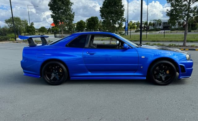 1999 Nissan Skyline JDM car for sale — photo 8 of 10