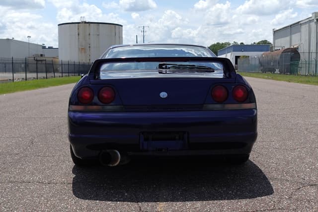 1997 Nissan Skyline JDM car for sale — photo 13 of 17