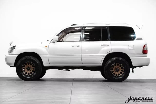 1998 Toyota Land Cruiser JDM car for sale — photo 4 of 25