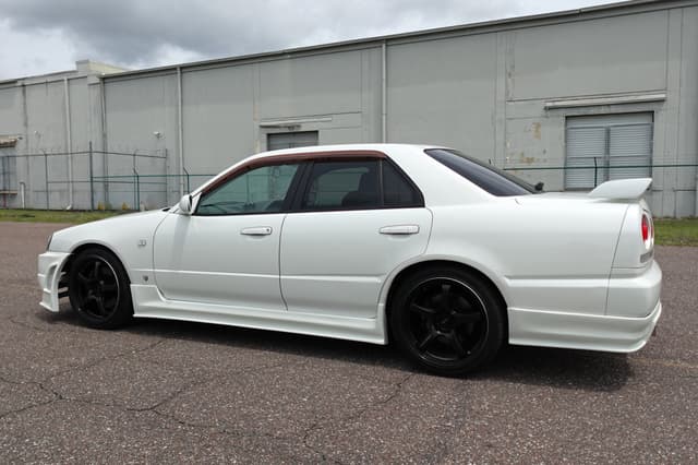 1998 Nissan Skyline JDM car for sale — photo 11 of 19