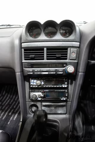 1998 Nissan Skyline JDM car for sale — photo 10 of 25