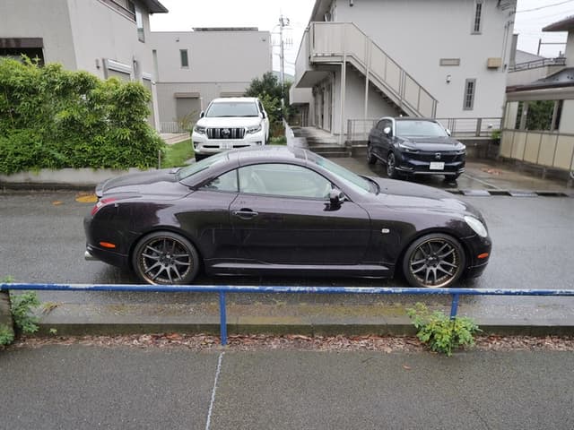 2001 Toyota Soarer JDM car for sale — photo 4 of 25