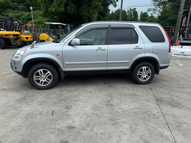 2001 Honda CR-V JDM car for sale — photo 4 of 17