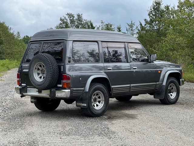 1991 Nissan Safari JDM car for sale — photo 3 of 23