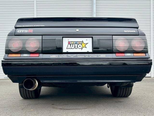1987 Nissan Skyline JDM car for sale — photo 12 of 14