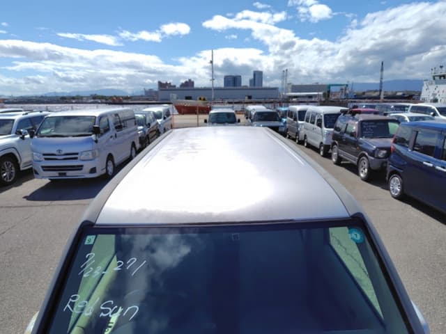 2001 Honda Stepwagon JDM car for sale — photo 15 of 20