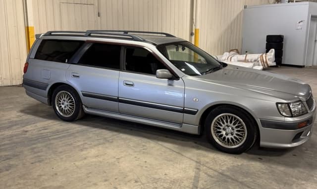1997 Nissan Stagea JDM car for sale — photo 5 of 25